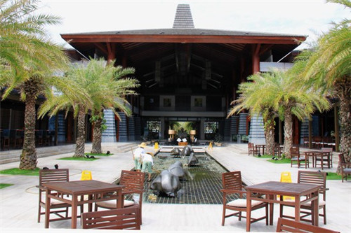 装修木门不知道怎么选（装修房子木门怎么选购）